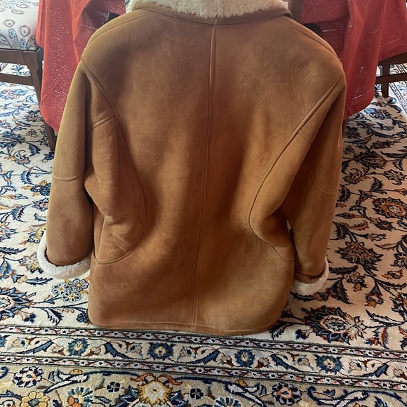 Shearling coat - Picture 3 of 14